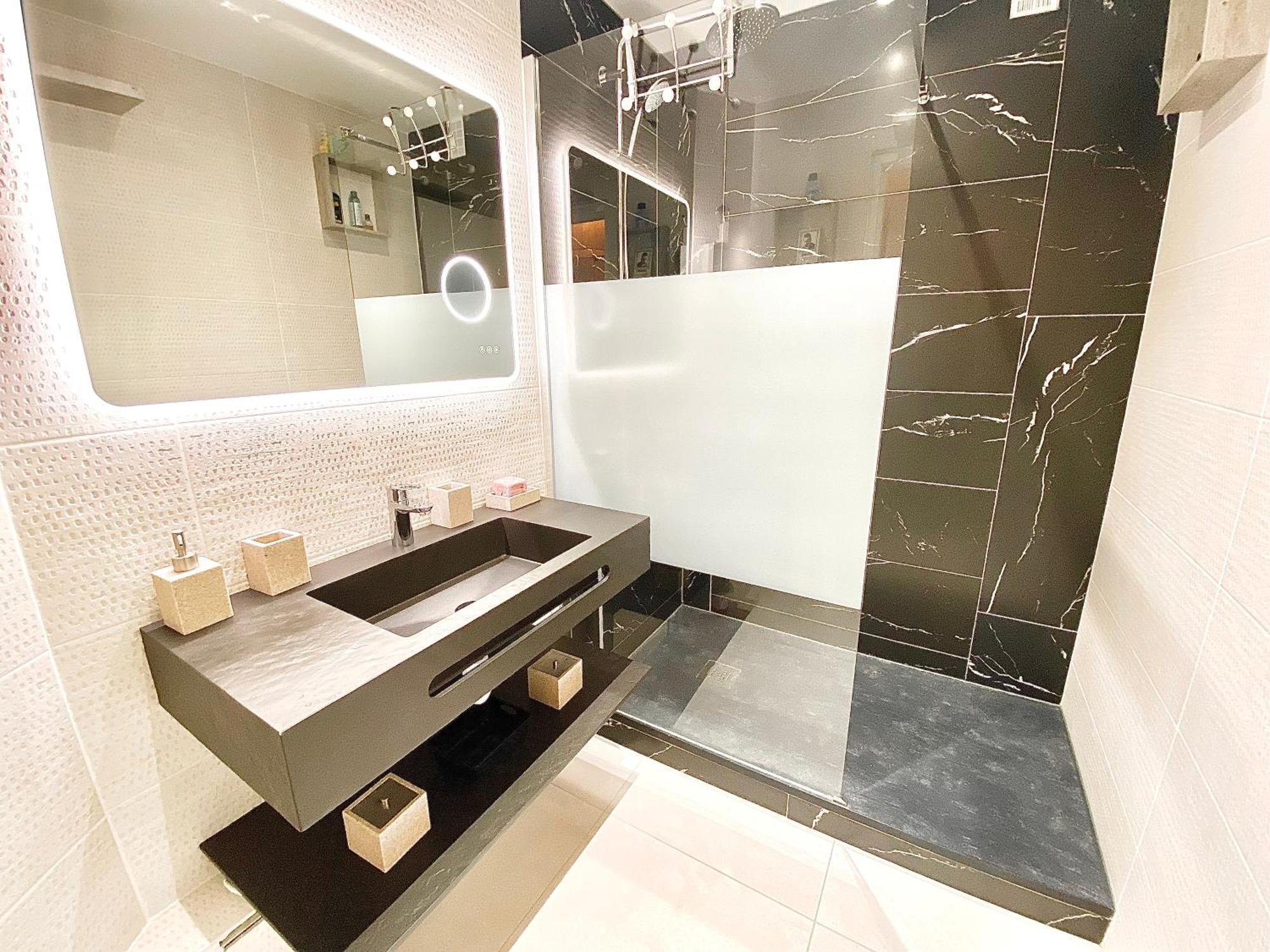 Le Panoramique, Splendide Avec Vue Sur La Vienne Apartment ลิมอจส์ ภายนอก รูปภาพ