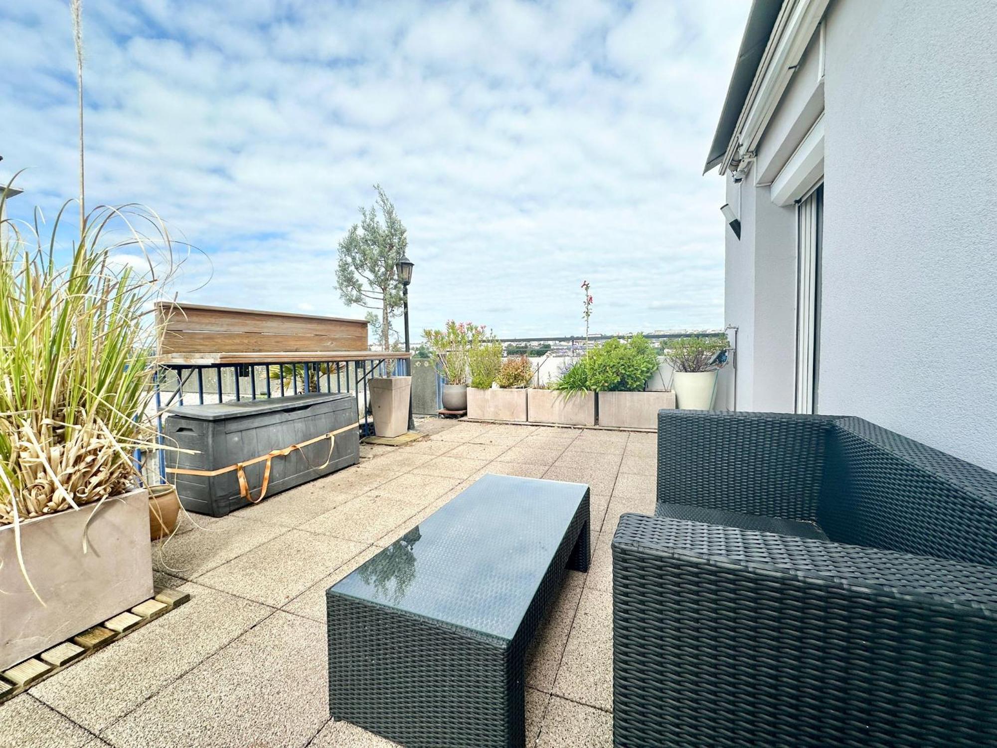Le Panoramique, Splendide Avec Vue Sur La Vienne Apartment ลิมอจส์ ภายนอก รูปภาพ